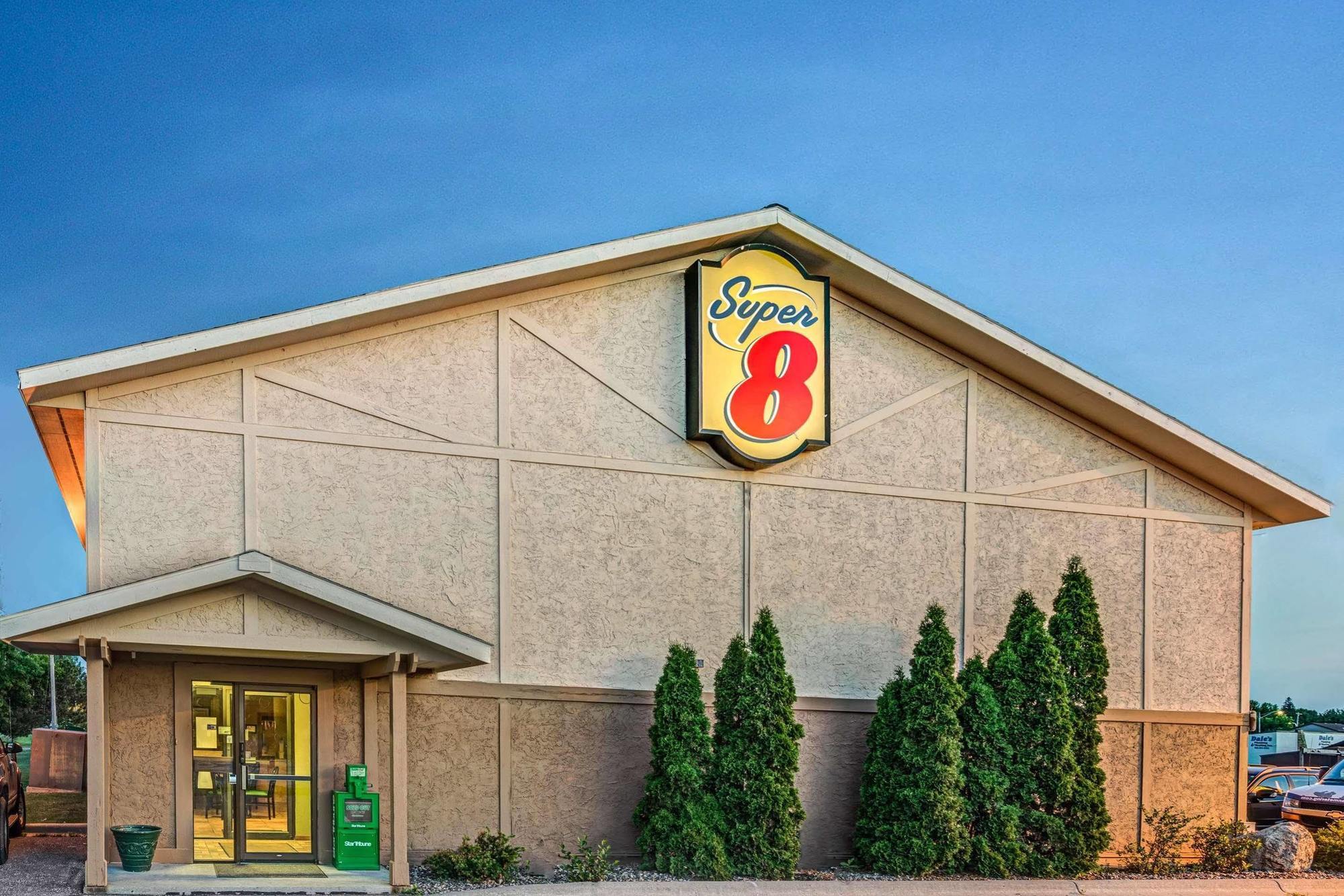 Super 8 By Wyndham Glencoe Exterior foto